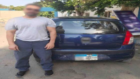 ضبط قائد سيارة طمس لوحاتها الخلفية في منطقة المنيل لتفادي المخالفات المرورية