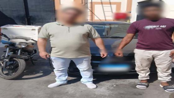 ضبط طرفي مشاجرة بين قائد سيارة ودراجة نارية في دمنهور