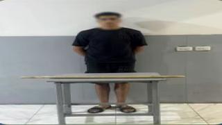 بسبب المزاح.. ضبط طالب بعد التعدي على شاب بعصا خشبية في دمياط