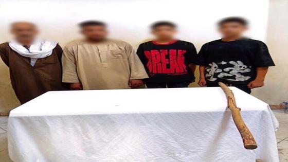 بلاغات «البلطجة» تكشف خلافًا على إيجار محل.. ضبط 4 أشخاص بعد تحطيم سيارة بالفيوم