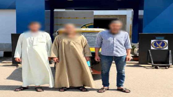 ضبط جزار ومالك معلف بعد تداول فيديو لتوك توك ينقل لحومًا مذبوحة بالشرقية