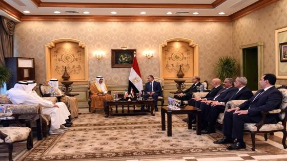 وزير الداخلية يبحث مع نظيره الكويتي سبل تعزيز التعاون في القضايا الأمنية