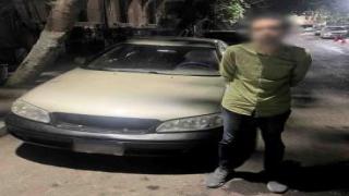 ضبط قائد سيارة تسبب في وفاة شخص أثناء عبوره الطريق بوسط البلد