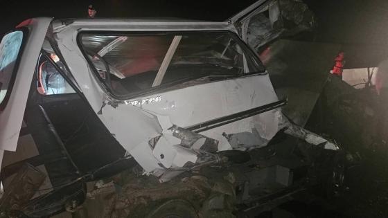 مصرع شخصين وإصابة 12 في تصادم ميكروباص بجرار على طريق بورسعيد–المنزلة