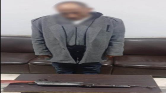 ضبط شخص بسوهاج بعد تداول فيديو يحمل سلاح ناري على مواقع التواصل