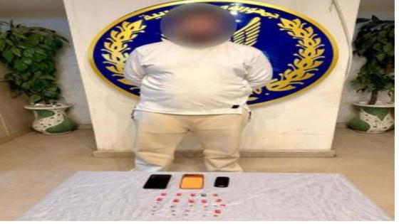 “تذاكر وهمية “.. الأمن يضبط محتال استولى على أموال المواطنين بزعم توفير عروض حفلات مخفضة