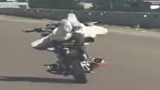 ضبط 4 شباب استعرضوا بالدراجات النارية في كفر الشيخ.. وإصابة أحدهم خلال الواقعة