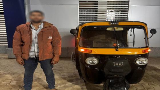 خلاف على الأجرة ينتهي بتحطيم هاتف طالبة في سوهاج.. والداخلية تضبط سائق “توك توك”