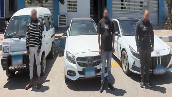 استعراض خطر في شوارع الإسكندرية.. ضبط 3 شباب قادوا سيارات برعونة احتفالًا بزفاف صديقهم