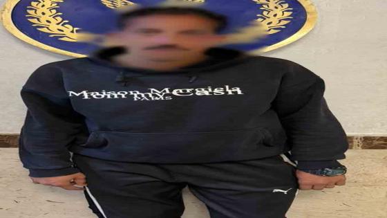 ضبط منادي سيارات بدون ترخيص لابتزازه قائداً وطلبه أموالاً مقابل ركن السيارة بالقاهرة