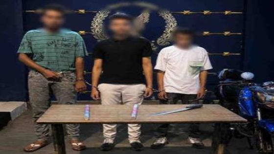 مشاجرة وألعاب نارية في أحد شوارع الإسكندرية.. ضبط 3 متهمين وكشف ملابسات فيديو متداول