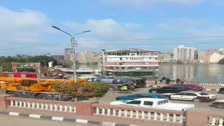 جنوح مركب سياحي فى النيل بالمنصورة.. والأمن يخلى الركاب