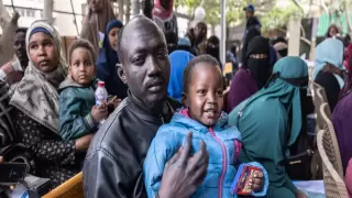 ترحيل أغلب اللاجئين حالة عدم تقنين أوضاعهم القانونية قبل هذا الموعد