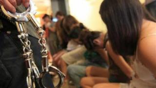 اداب الجيزة تضبط مخالفات صارخة من داخل ملاهى مزازيك والكوخ وميدوسا وفولت بالهرم والعمرانية