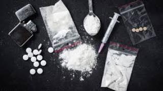 مخدرات أونلاين.. ضبط 3 أشخاص يديرون صفحة مشبوهة على فيس بوك