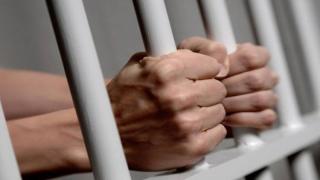مسجل يقتل صديقه ويقطع جثته بصاروخ بسبب خلافات على تجارة المخدرات بشبرا