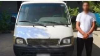 ضبط سائق ميكروباص قاد عكس الاتجاه بالتجمع الخامس دون رخصة قيادة