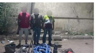 القبض على 3 أشخاص بتهمة التنقيب على الاثار داخل منزل بالعمرانية
