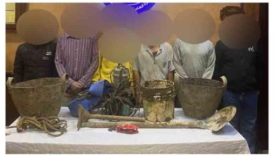 المتهمين