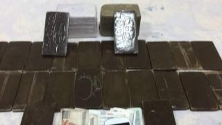 المضبوطات مع ديلر المعصرة