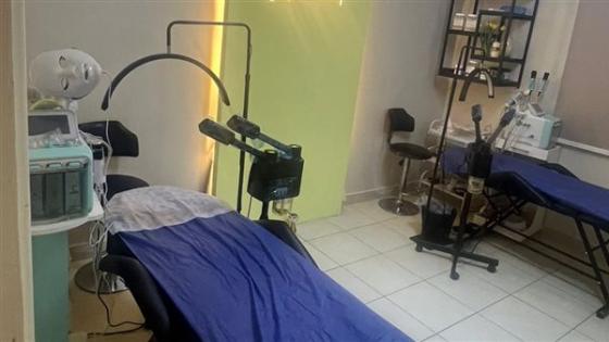 إغلاق مركز نون المهل للتجميل .. غير مرخص وتديرة سيدة تنتحل صفة طبيب