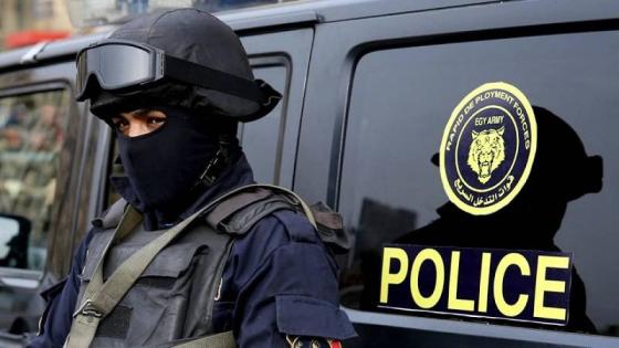 تفاصيل ضبط 4 متهمين بإلقاء زجاجات على معرض سيارات بالجيزة