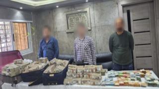 القبض على 3 تجار بحوزتهم 14 مليون جنيه و93 ألف يورو بالقاهرة