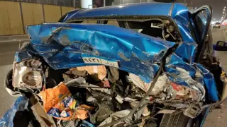 تصادم سيارتين فى المحور المركزى