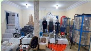 تصنيع ادوية مجهولة المصدر