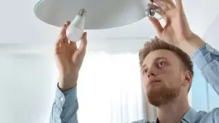 تغيير مصباح