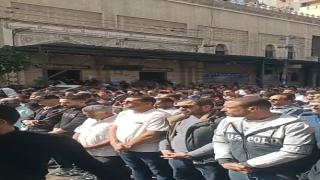 دموع تملأ البحر .. أمواج من أهالي الإسكندرية يشيعون جثمان المهندس الذي قتله صديقه