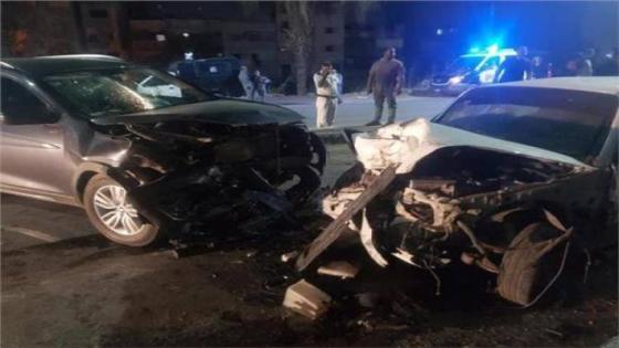 تصادم سيارتين