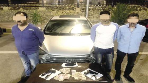 القبض على رجال شرطة مزيفين يسرقون الاهالى فى مدينة السلام