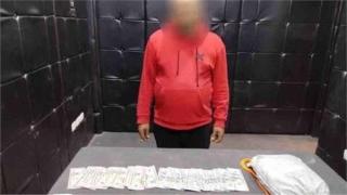 سائق تطبيق شهير يسرق أموال أجنبى فى مدينة نصر