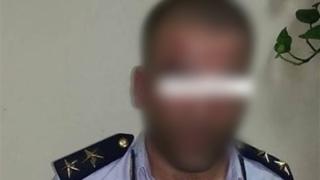 القبض على عاطل فى اتهامه بانتحال صفة ضابط شرطة بأكتوبر