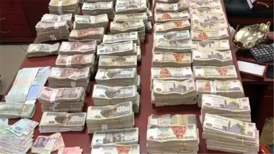 غسيل 15 مليون جنيه من دم الحالمين بالسفر.. القبض على متهم غسل أموال الهجرة غير الشرعية في سفن صيد