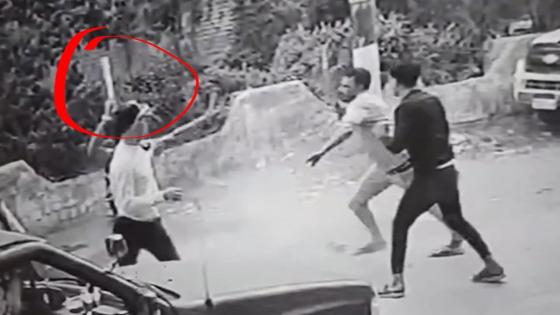 “تاخد كام وتسيب القمر ” .. 4 من سائقي التوكتوك قطعوا ذراع شاب دافع عن زوجته من التحرش