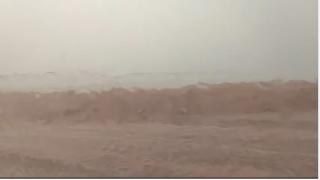 الجو قلب على أوروبا.. وقف الحركة النهرية وإغلاق طرق رئيسية بسبب الأمطار الغزيرة بأسوان