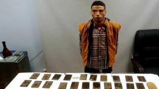 القبض على ديلر بحوزته كمية من مخدر الحشيش فى الجيزة