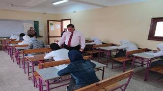 استبعاد ملاحظ بمدرسة أم المؤمنين الثانوية بنات بشرق الفيوم بسبب استخدام الموبايل