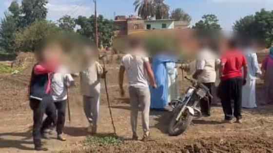 مشاجرة بسبب خلافات الجيرة في البحيرة.. ضبط 5 أشخاص بعد تداول فيديو للواقعة