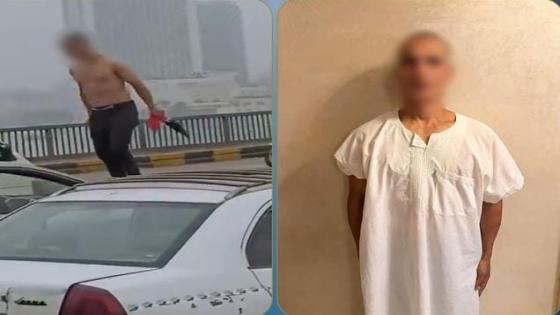 تجرد من ملابسه امام المارة …ضبط طالب اعتلى مقدمة سيارة أثناء سيرها أعلى كوبري بالجيزة